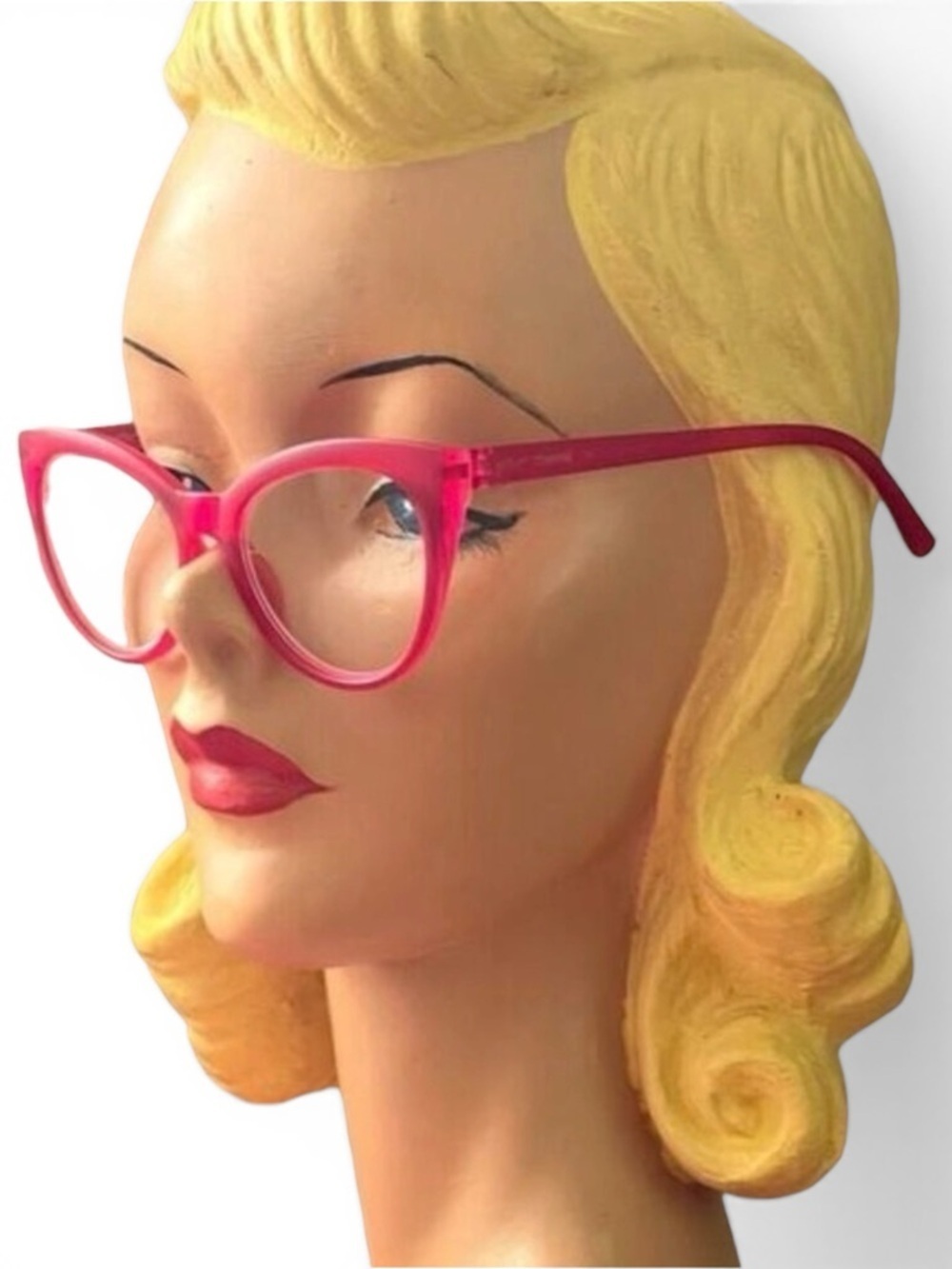 Betsey Johnson +2.00 Cat Eye Reading Glasses Readers Hot Pink Cat Eye